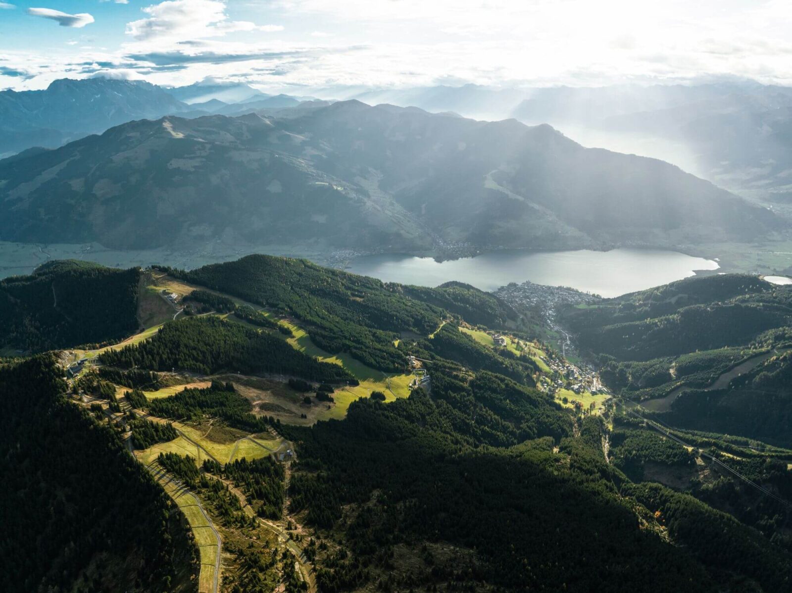 <p><em>Willkommen</em> in<br />
Zell am See</p>
